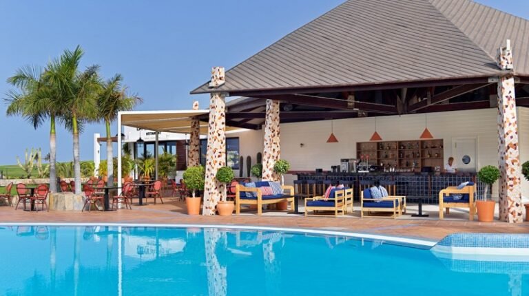 Deluxe Day Pass with Lunch