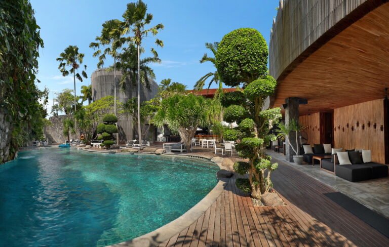 Hotel Pools, All Inclusive Resorts and Beach Clubs in Bali — photo 4