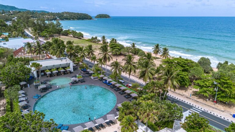 POOL ACCESS DAY PASS — photo 3