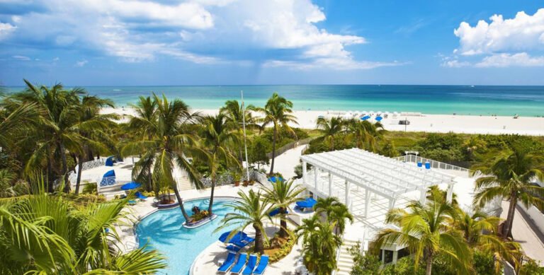 The Savoy Hotel & Beach Club — photo 4