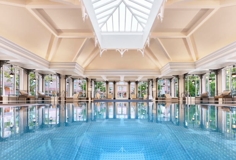 Disney resort stay and park pass booking advice? — photo 2